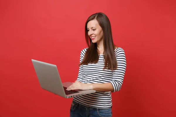 Portrait Beautiful Young Woman Casual Striped Clothes Holding Working Laptop — Stock Photo, Image