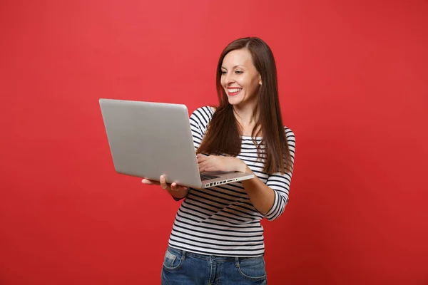 Portrait Smiling Young Woman Casual Striped Clothes Holding Working Laptop — Stock Photo, Image