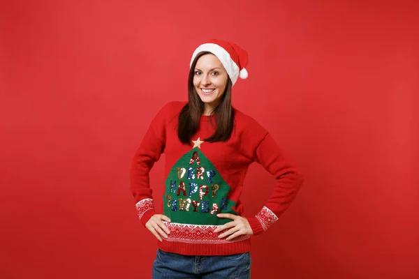 Sorrindo Jovem Santa Menina Camisola Malha Chapéu Natal Com Braços — Fotografia de Stock