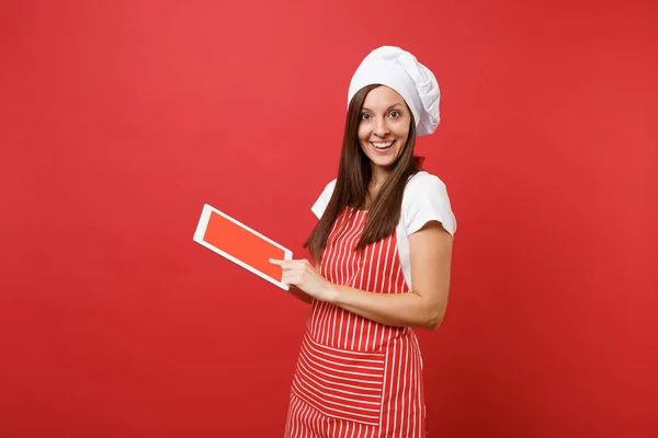 Huisvrouw Vrouwelijke Chef Kok Bakker Gestreepte Schort Wit Shirt Toque — Stockfoto