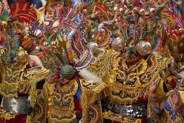 Oruro Bolivia February 2017 Diablada Tanečnice Ozdobných Kostýmech Během Každoročního — Stock fotografie