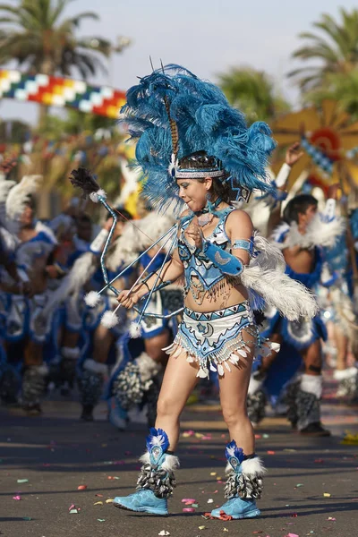 智利阿里卡 2016年1月24日 托巴斯舞者身着传统安第斯服装在智利阿里卡一年一度的狂欢节安迪诺 Con Fuerza Del Sol — 图库照片