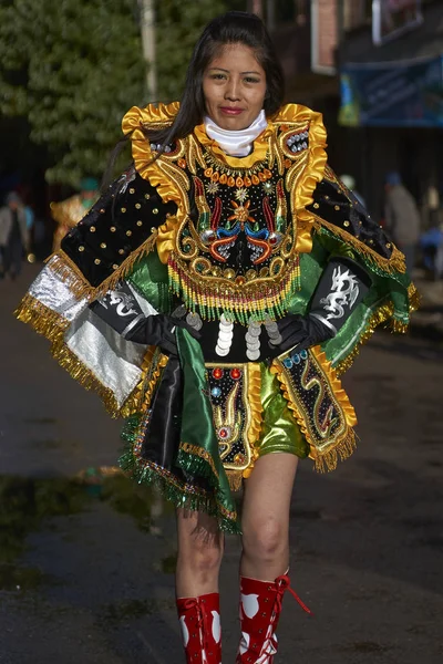 Oruro Bolivia February 2017 Diablada Dancers Ornate Costumes Prepare Parade — Stock Photo, Image