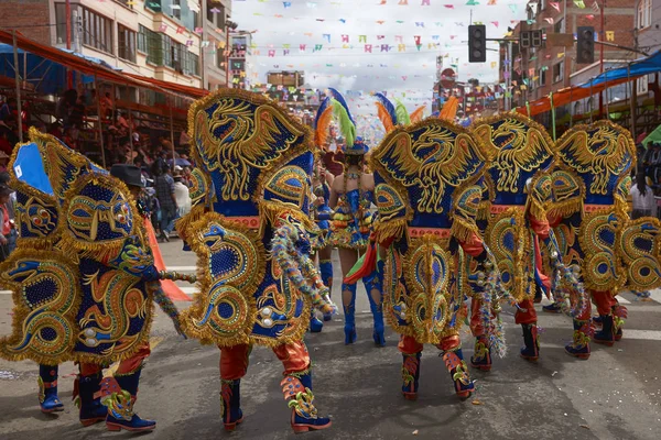 Oruro Bolívie Února 2017 Maskované Morenada Tanečníci Zdobných Kostýmech Které — Stock fotografie