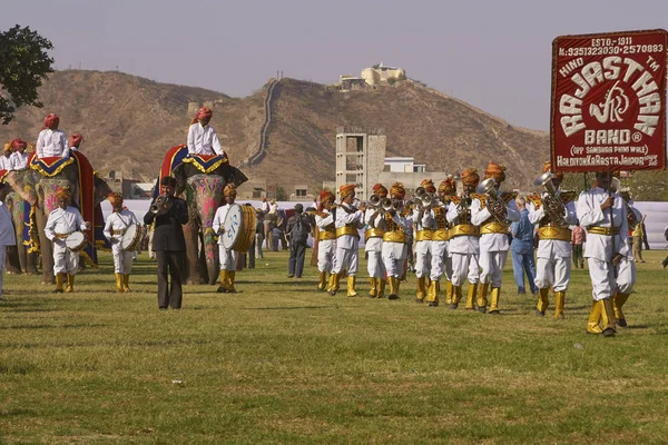 Jaipur Rajasthan India März 2008 Parade Geschmückter Elefanten Und Mahouts — Stockfoto