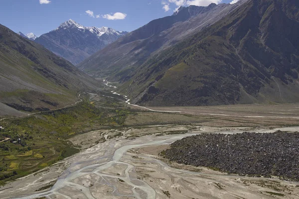 Manali Górskiej Autostrady Leh Indiach Kręte Drogi Biegną Przez Jałowe — Zdjęcie stockowe