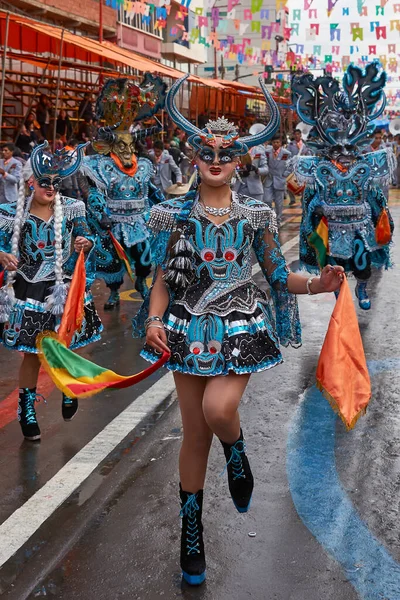 Oruro Bolivien Ruari 2017 Diablada Dansare Utsmyckade Kostymer Paraderar Genom — Stockfoto