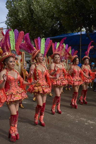 Oruro Bolivie Février 2017 Des Danseurs Morenada Costumes Ornementés Défilent — Photo