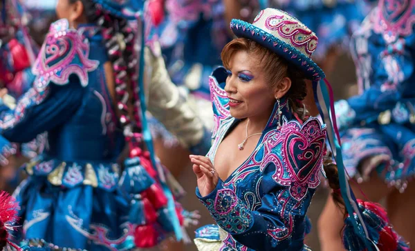 Oruro Bolivien Ruari 2017 Caporales Dansare Utsmyckade Kostymer Uppträder När — Stockfoto