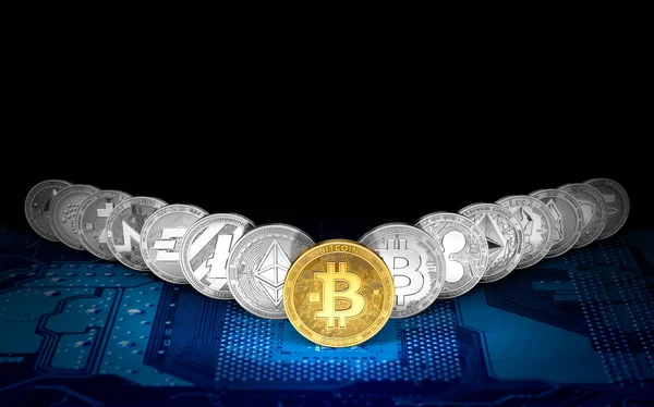 Bitcoin Oro Parte Delantera Otras Criptomonedas Pie Placa Base Azul — Foto de Stock