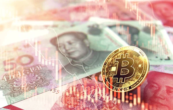 Bitcoin Érme Kínai Jüan Bankjegyek Piros Tőzsdei Diagram Overlay Bitcoin — Stock Fotó