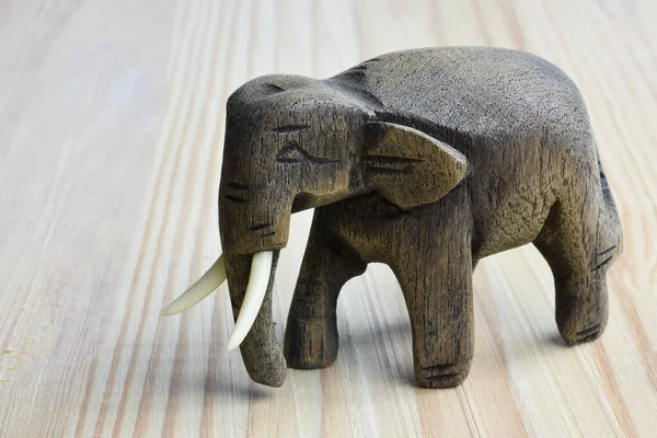 Wooden Male Elephant Wooden Tabl — Stock Photo, Image