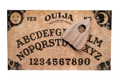 Ouija tahtası beyaz arka plan üzerinde 3d illüstrasyon izole