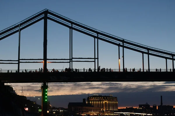 Kyiv Ukraine July 2020 Park Bridge Pedestrian Bridge Dnipro River — Stock Photo, Image