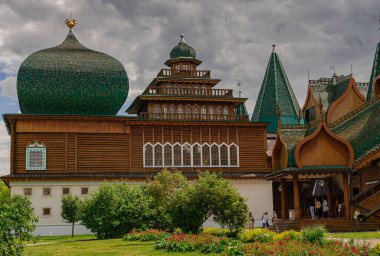 Moskova / Rusya; 5 Temmuz 2019: Kolomenskoye Büyük Tahta Saray, Moskova, Rusya