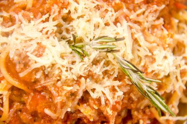 Popüler antipasti spagettisi alla bolonez