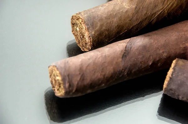 Handgjord Cigarr Tillverkade Tobak Leafs — Stockfoto