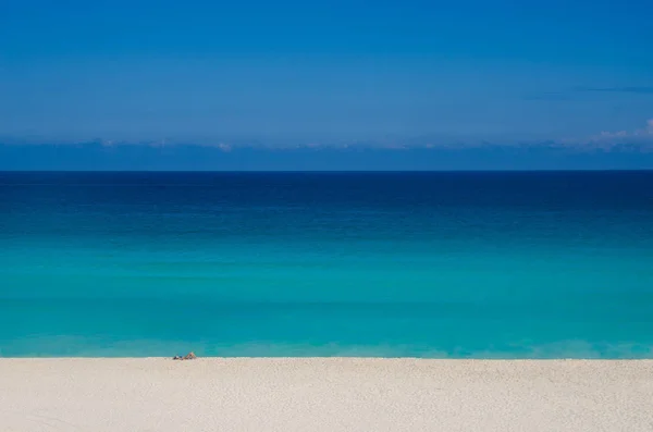 Hermosa vista al mar desde el Mirador en Cancún —  Fotos de Stock