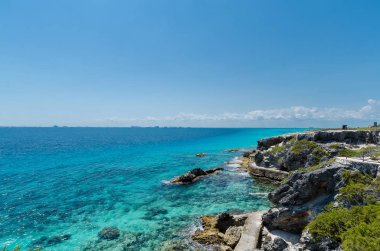 Punta Sur, Isla Mujeres 'te Karayip Okyanusu 'nun doğal manzarası