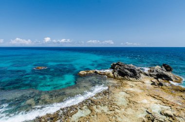 Punta Sur, Isla Mujeres 'te Karayip Okyanusu 'nun doğal manzarası