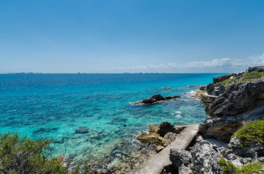 Punta Sur, Isla Mujeres 'te Karayip Okyanusu 'nun doğal manzarası