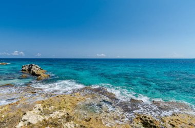 Punta Sur, Isla Mujeres 'te Karayip Okyanusu 'nun doğal manzarası