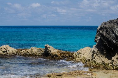 Punta Sur, Isla Mujeres 'te Karayip Okyanusu 'nun doğal manzarası