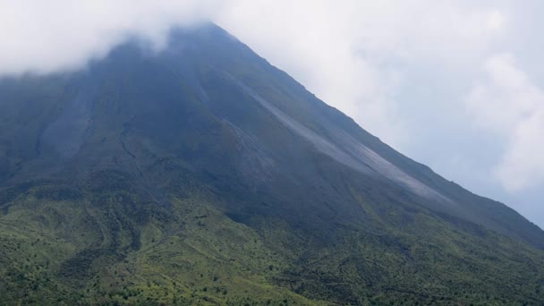 阿雷纳尔火山在哥斯达黎加 — 图库视频影像