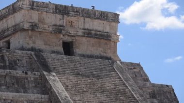 Chichen Itza tapınakta Kukulcan