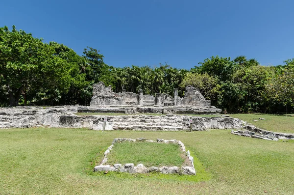 Ősi romjai el Rey Cancunban, Mexikó — Stock Fotó