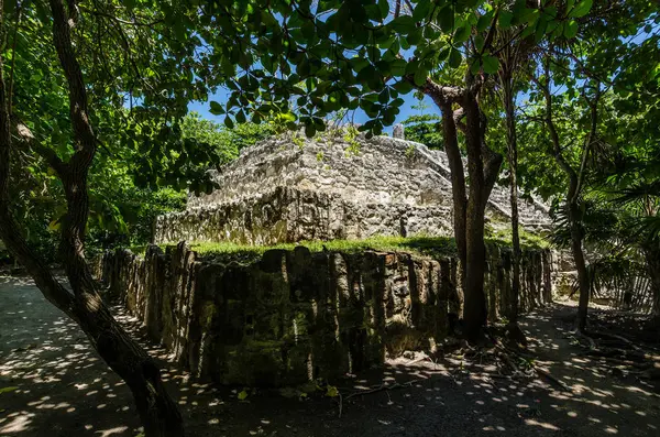 Sitio arqueológico de San Miguelito en Cancún, México —  Fotos de Stock