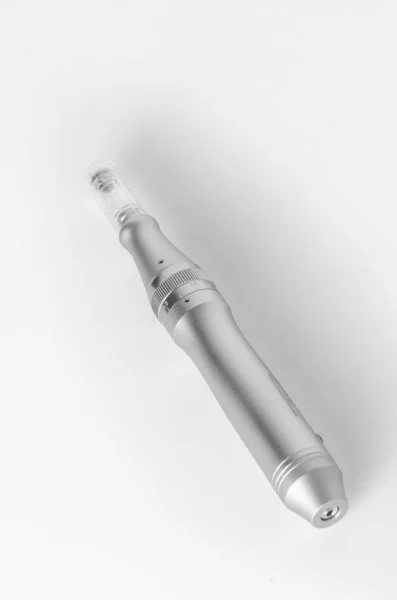 Dermis Stempel elektrischer Stift — Stockfoto