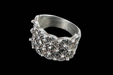 Demir ve parlak el yapımı dekoratif yüzük