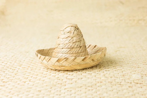 Small handcrafted mexican revolutionary hat — ストック写真