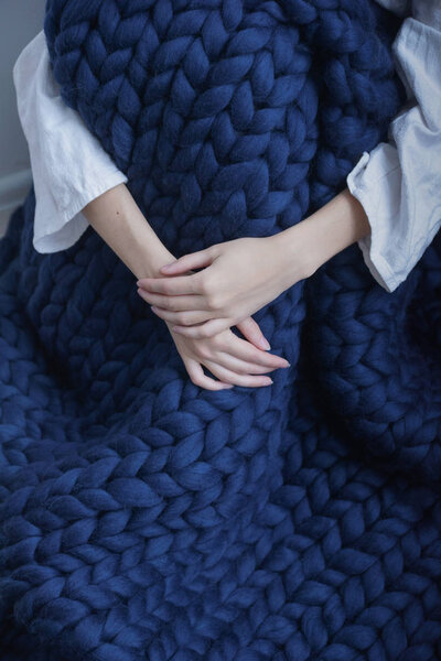 Cozy Hugge merino rug in the interior, Scandinavian style