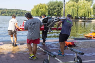Ternopil, Ukrayna - 25-26 Ağustos 2018: Uim Dünya Şampiyonası 2018 Ternopil hidro Gp. su motor sporları. Formula-1 su. Su üzerinde yarış. 