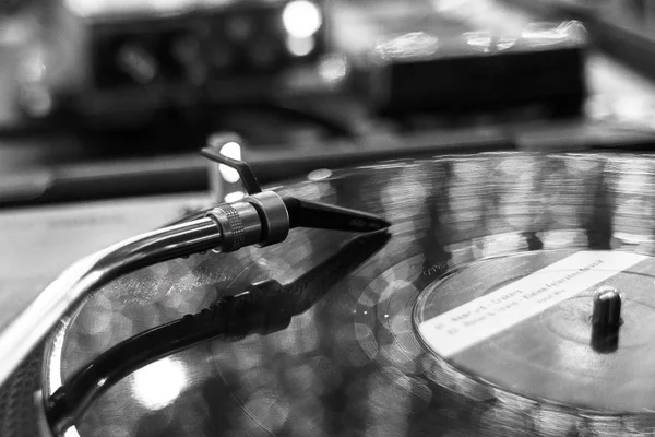 Vinyl Record Player Mixing Console Needle Music Track Sound Recording — Stock Photo, Image