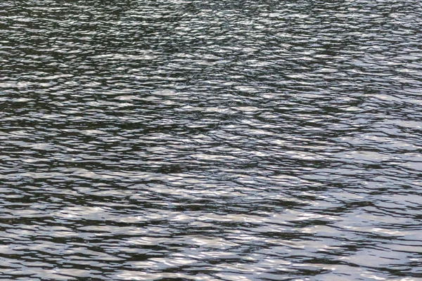 Wasseroberfläche Die Textur Der Wellen Blendung Auf Der Wasseroberfläche Maritimen — Stockfoto