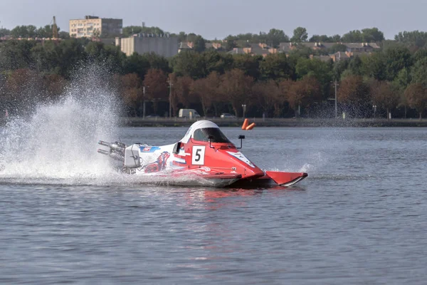 テルノピル ウクライナ 2019テルノピルハイドロGp 2019 世界モーターボート選手権クラスF 125 250とF 500の水上の式 モーターボートレース スピード競争 — ストック写真