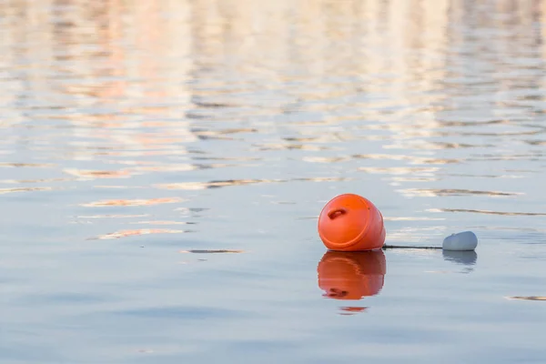 Ponteiro Para Água Bóia Lago Rio Rótulo Aviso Atenção Perigo — Fotografia de Stock