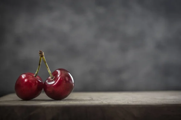 Red Berries Ripe Sweet Cherries Food Good Brain Improves Memory — Stock Photo, Image