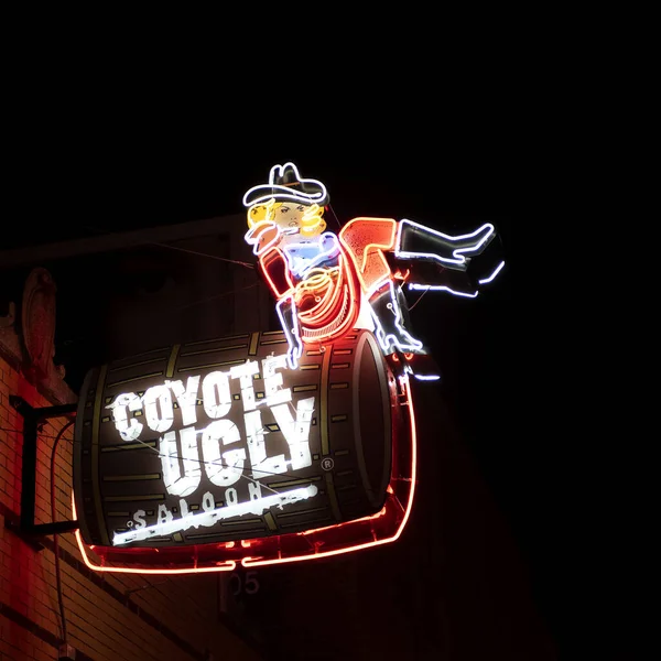 Memphis Usa 2019 Szeptember Neon Sign Coyote Ugly Saloon Famous — Stock Fotó