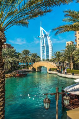 Otel Dubai yelken şeklinde