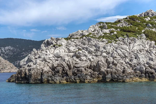 Skalnaté Pobřeží Egejském Moři Sea Dangerous Kolem Vstup Přístavu — Stock fotografie