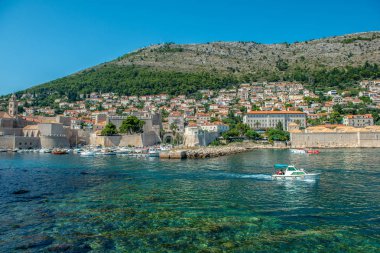 Taksi, masmavi su, Dubrovnik su
