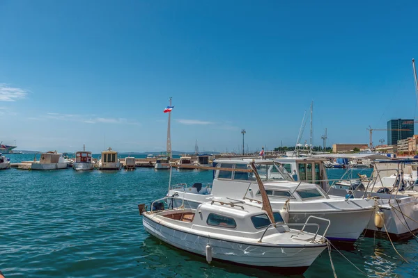 Asta Bandera Croata Puerto Split — Foto de Stock