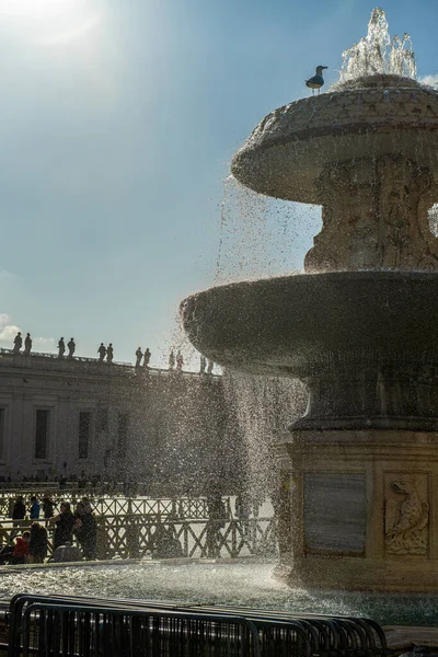 Una Bella Fontana Storica San Pietro Vaticano Bella Giornata Sole — Foto Stock