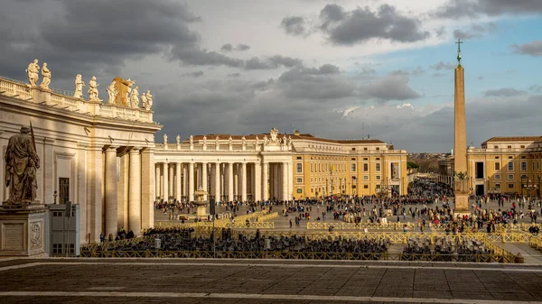 Saint Peter Square Vatican Cloudy Sky Rome Italy — 图库照片