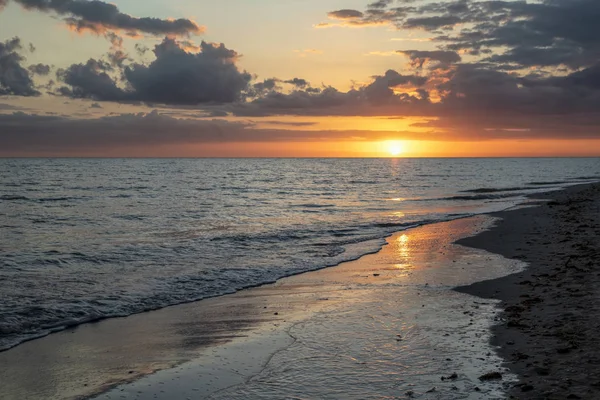 Солнце и море — стоковое фото