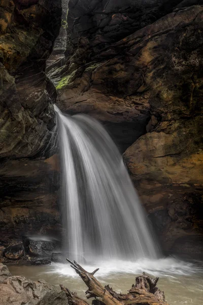 Ende des Weges Wasserfall — Stockfoto